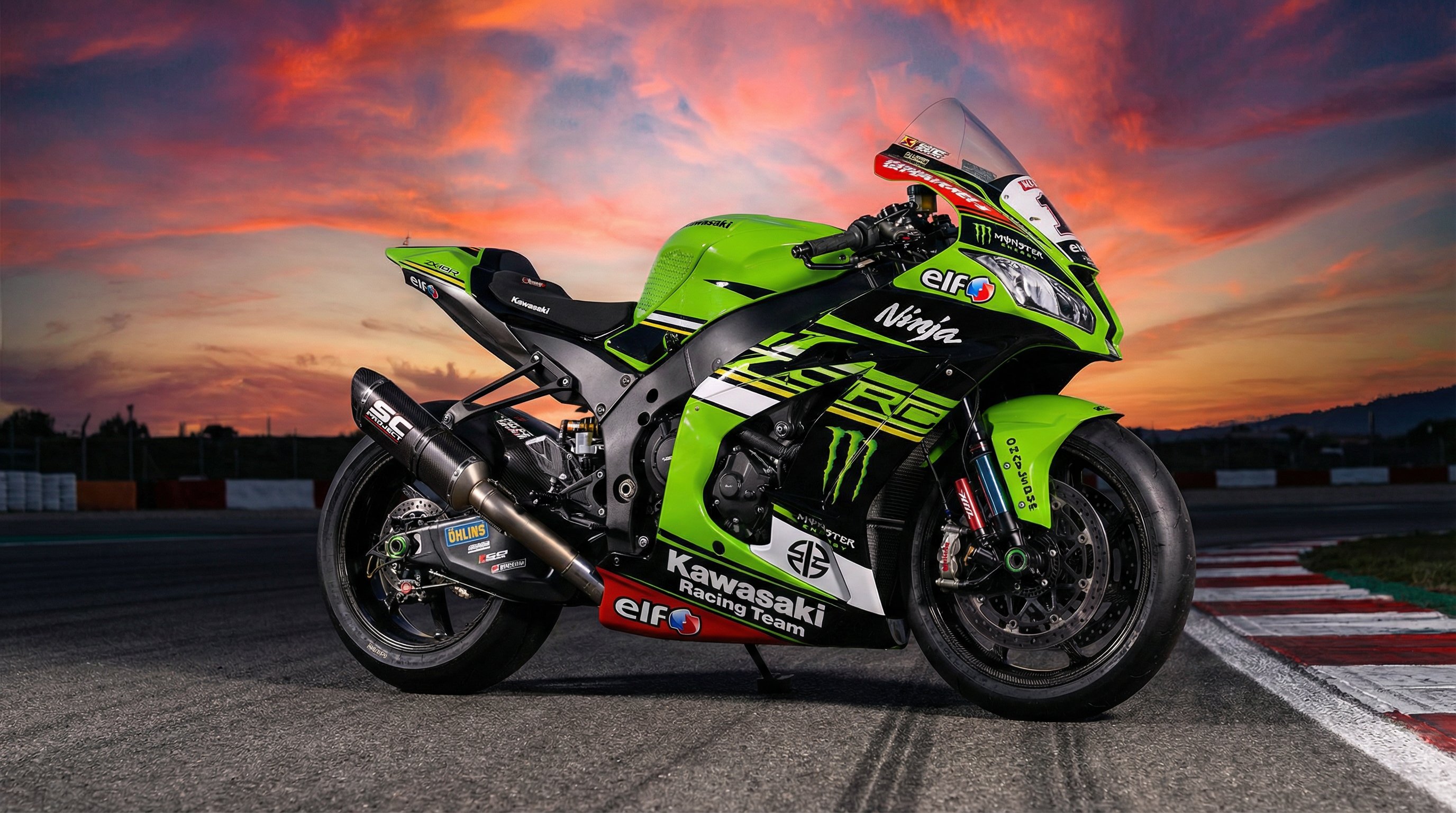 蜜桃传媒摩托车改装视频